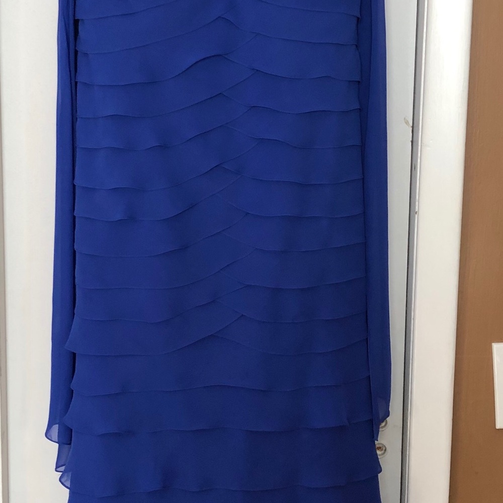 Gorgeous Jovani gown Blue - Picture 3 of 6